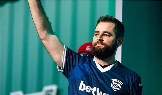 恋与深空盗号事件后的信任恢复之路